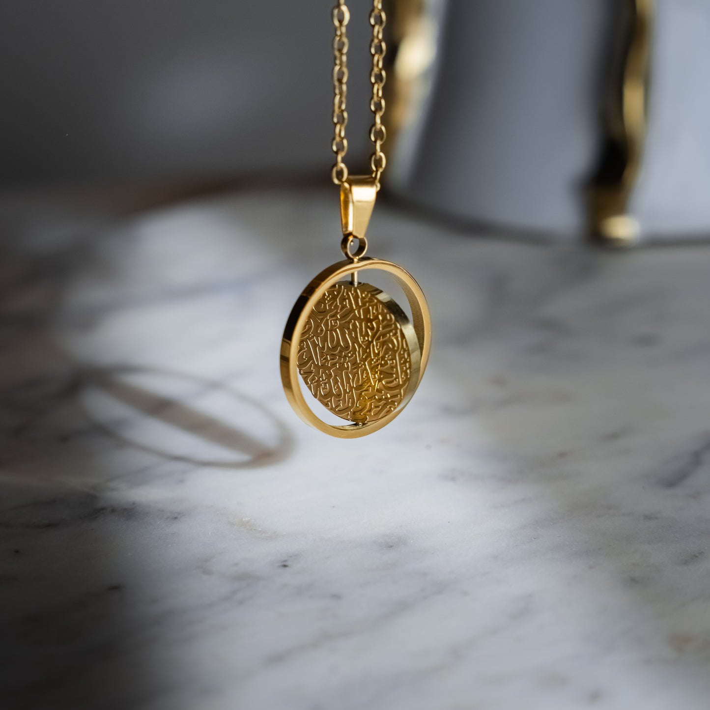 Shahada Spinning Necklace